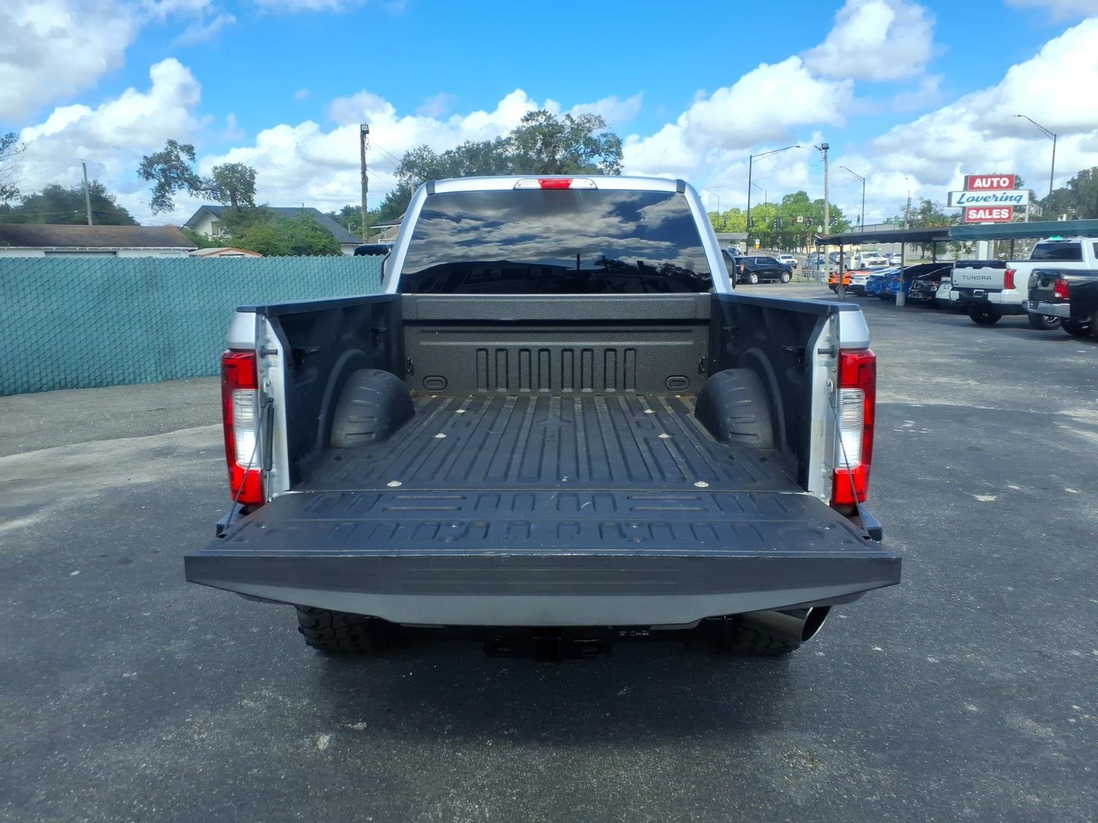 Used 2019 Ford F250 XLT w/ XLT Premium Package AWD/4WD image 18