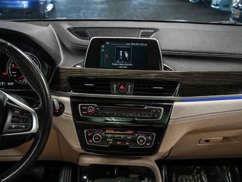 Used 2018 BMW X2 sDrive28i image 13