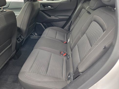 Certified 2025 Chevrolet Equinox LT FWD image 17