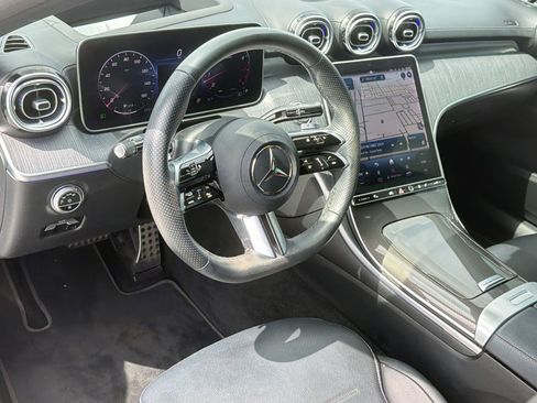 Used 2023 Mercedes-Benz C 300 Sedan image 4