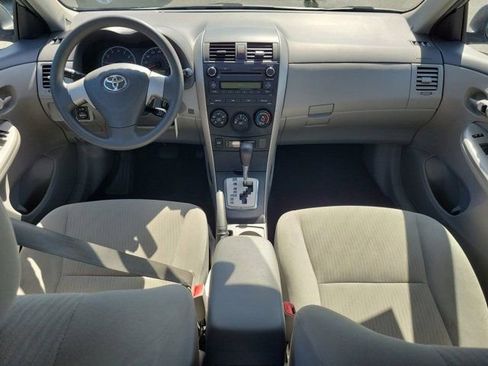 Used 2010 Toyota Corolla LE image 21