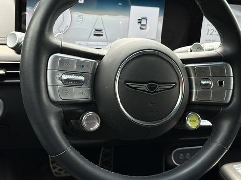 Used 2023 Genesis GV60 Performance AWD/4WD image 16