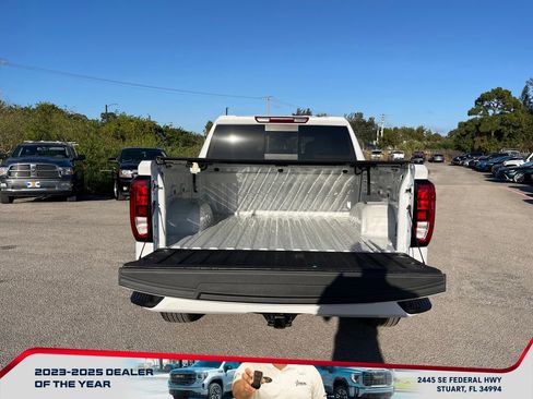 New 2026 GMC Sierra 1500 Elevation w/ Preferred Package AWD/4WD image 16