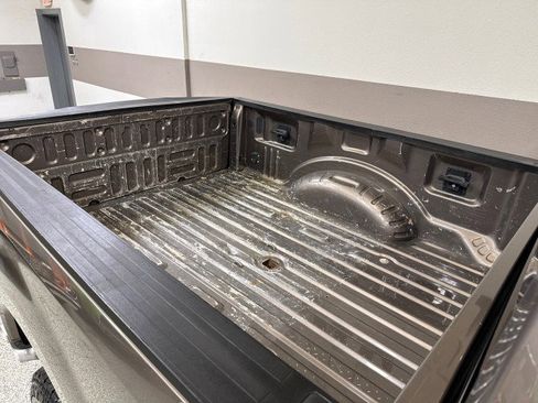 Used 2018 Ford F250 Lariat w/ Camper Package image 79