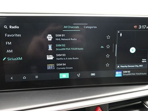 Certified 2025 Kia Sorento S AWD/4WD image 19