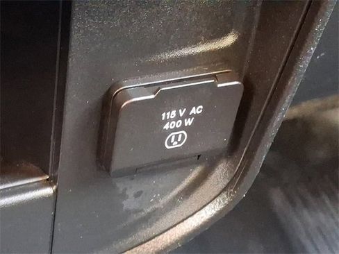 Used 2022 RAM 2500 Tradesman image 25