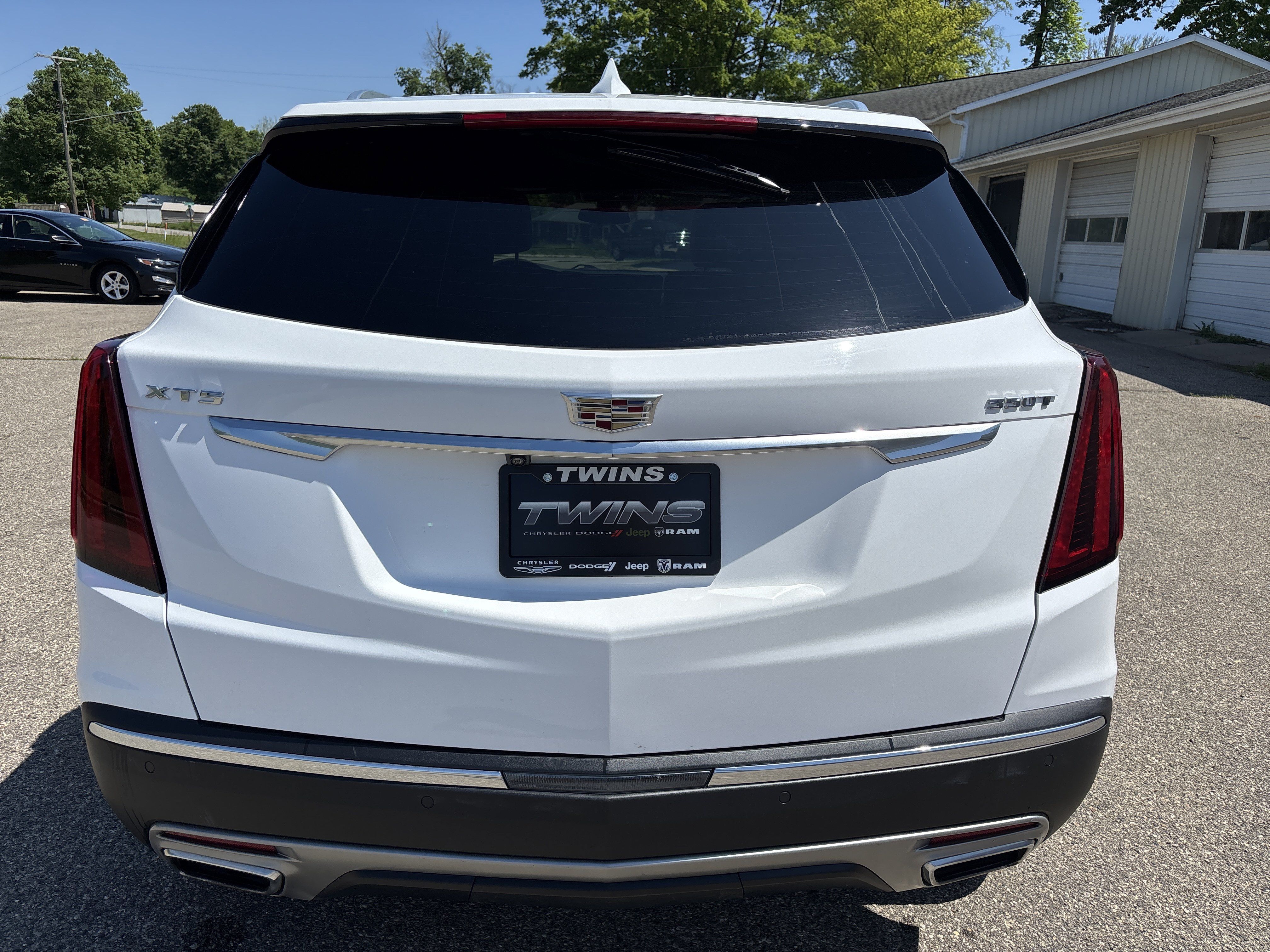 Used 2024 Cadillac XT5 Premium Luxury FWD image 7