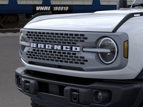New 2026 Ford Bronco Badlands AWD/4WD image 19