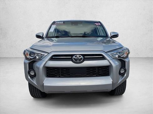 Certified 2022 Toyota 4Runner SR5 Premium image 2