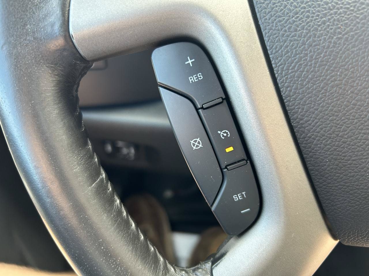 Used 2013 Chevrolet Silverado 2500 LT w/ Interior Plus Package AWD/4WD image 18
