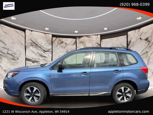 Used 2017 Subaru Forester 2.5i w/ Alloy Wheel Package image 3