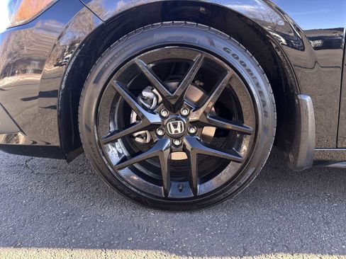 Used 2024 Honda Civic Sport image 17