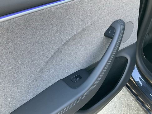 Used 2024 Tesla Model 3 Long Range image 33