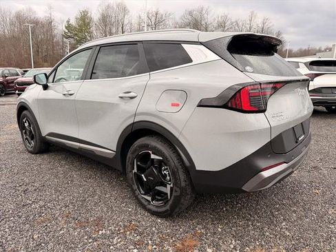 New 2026 Kia Sportage EX image 4