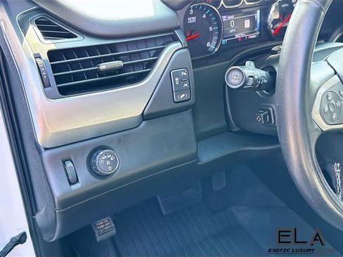 Used 2019 Chevrolet Tahoe Premier RWD image 11
