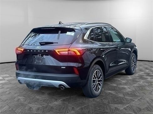 New 2026 Ford Escape SE w/ PHEV Premium Package image 5