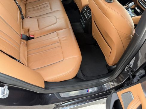 Used 2018 BMW 540i w/ M Sport Package RWD image 15