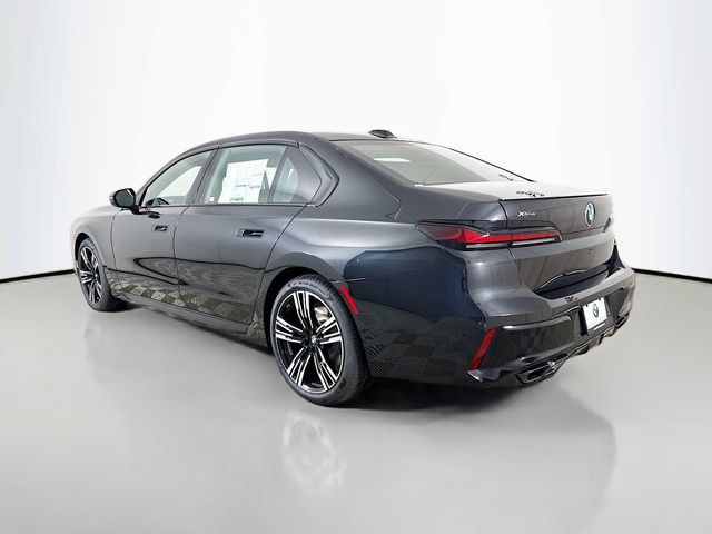 Used 2026 BMW 760i xDrive AWD/4WD image 5