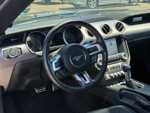 Used 2018 Ford Mustang GT Premium w/ Black Accent Package RWD image 17