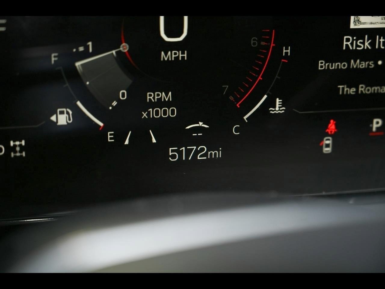 Used 2025 GMC Terrain Elevation w/ Elevation Premium Package AWD/4WD image 34