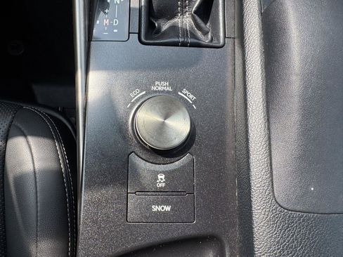 Used 2015 Lexus IS 250 AWD w/ Navigation System Package image 21
