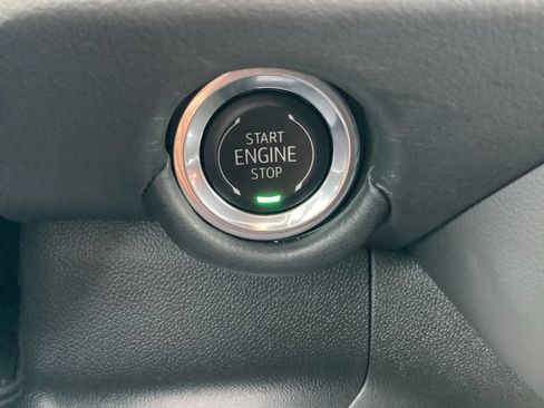 Used 2025 Chevrolet Tahoe LT AWD/4WD image 23