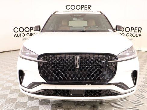 New 2026 Lincoln Aviator Reserve AWD/4WD image 9