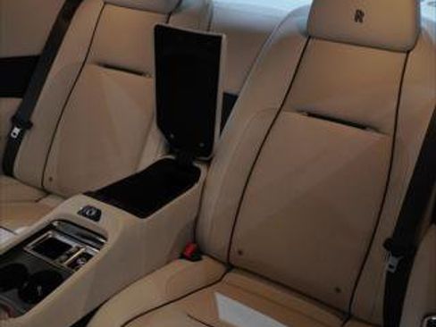 Used 2016 Rolls-Royce Wraith RWD image 33