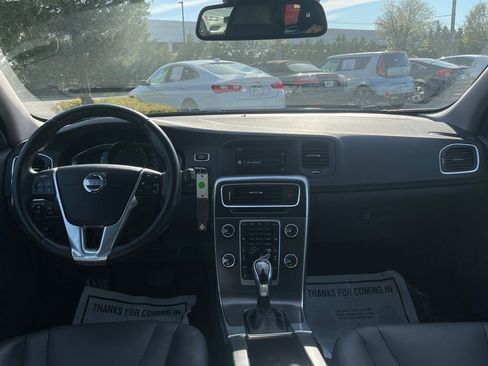 Used 2015 Volvo V60 T5 Premier Plus FWD image 17