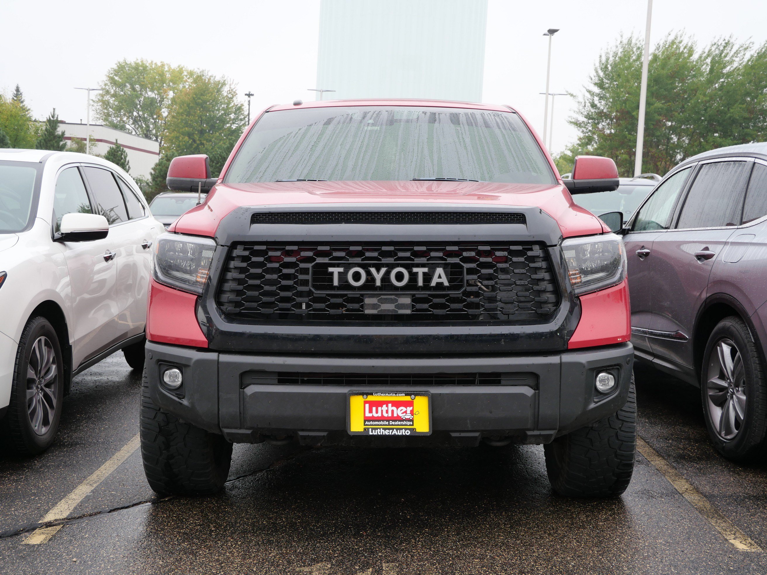 Used 2019 Toyota Tundra Limited w/ Limited Premium Package AWD/4WD image 2