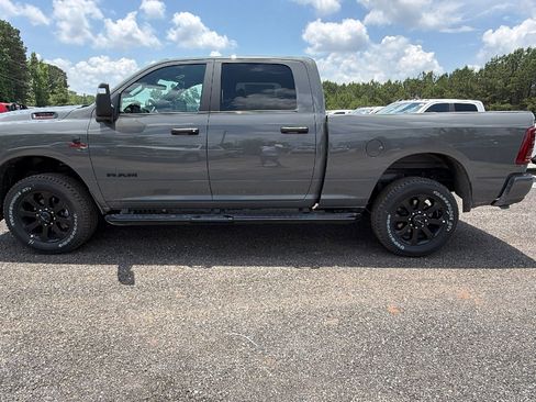 New 2026 RAM 2500 Big Horn AWD/4WD image 11