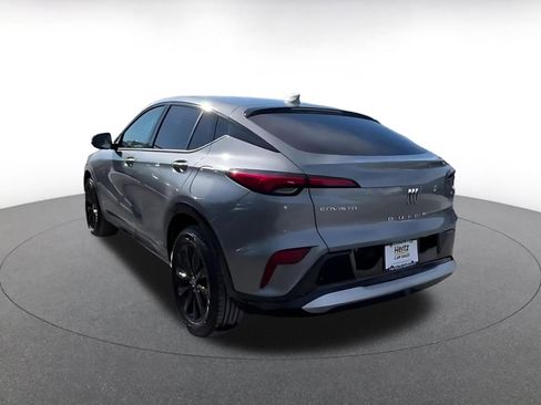 Used 2025 Buick Envista Sport Touring image 11