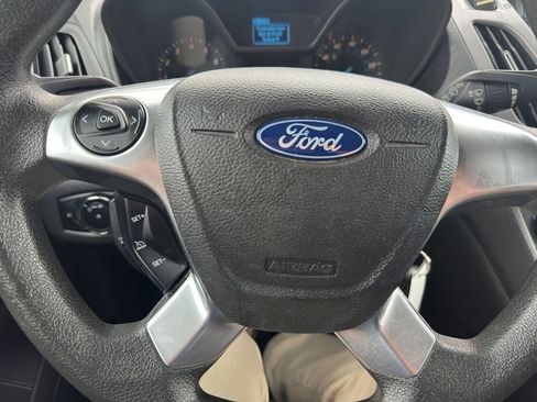 Used 2015 Ford Transit Connect XLT image 9