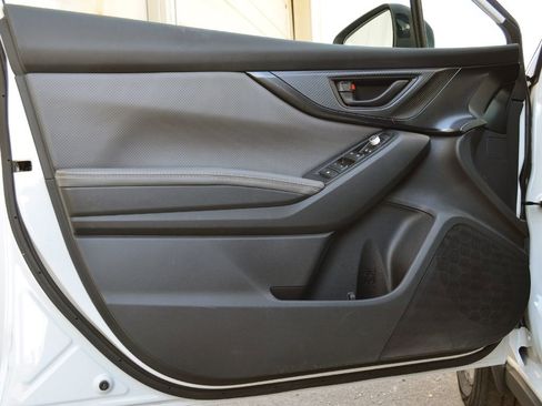 Used 2021 Subaru Crosstrek 2.5i Sport w/ Moonroof Package AWD/4WD image 25