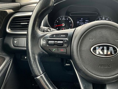 Used 2016 Kia Sorento EX image 18