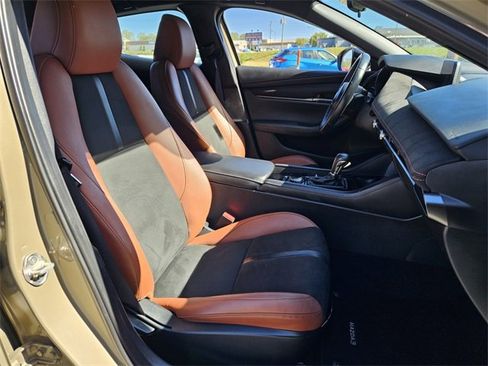 Used 2024 MAZDA MAZDA3 s image 16