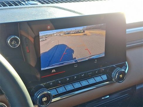 Used 2024 GMC Canyon AT4 w/ AT4 Premium Package image 17