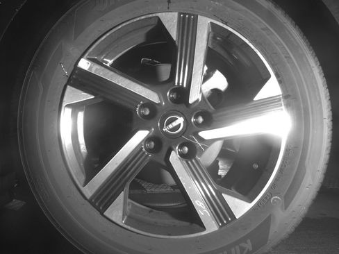 Used 2025 Nissan Sentra SV FWD image 14