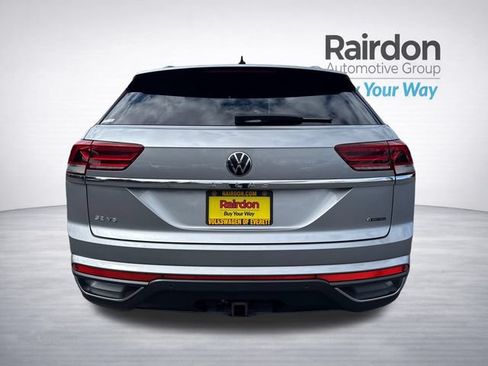 Used 2023 Volkswagen Atlas Cross Sport SE AWD/4WD image 6