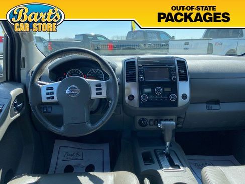 Used 2013 Nissan Frontier SL w/ Moonroof Pkg AWD/4WD image 22