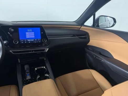 Used 2025 Lexus RX 350 FWD w/ Accessory Package image 34