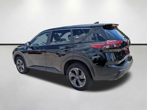 Used 2024 Nissan Rogue SV FWD image 7