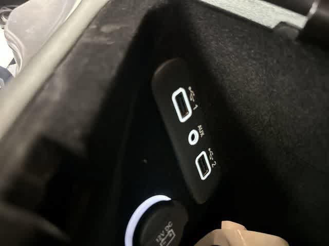Used 2019 Dodge Challenger R/T Scat Pack RWD image 26