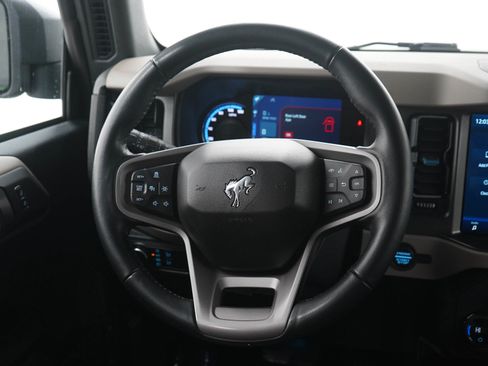 Used 2024 Ford Bronco Wildtrak AWD/4WD image 17