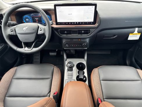 New 2025 Ford Bronco Sport Outer Banks w/ Outer Banks Tech Package+ image 18