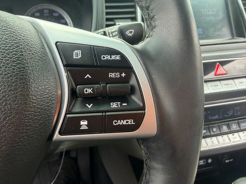 Used 2018 Hyundai Sonata Limited w/ Ultimate Package 07 FWD image 13