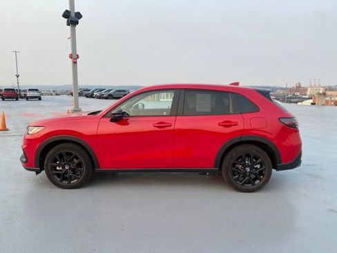 Certified 2024 Honda HR-V Sport image 9