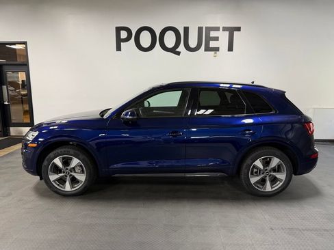 Used 2020 Audi Q5 2.0T Premium w/ Titanium Sport Package AWD/4WD image 1