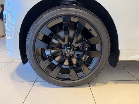 New 2025 Land Rover Range Rover Sport Dynamic SE AWD/4WD image 10