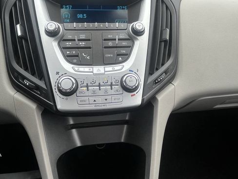 Used 2014 Chevrolet Equinox LS image 9